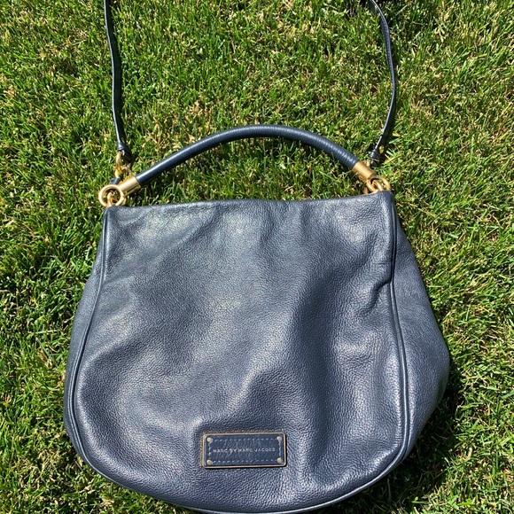 Marc Jacobs Handbags - Marc Jacobs Purse